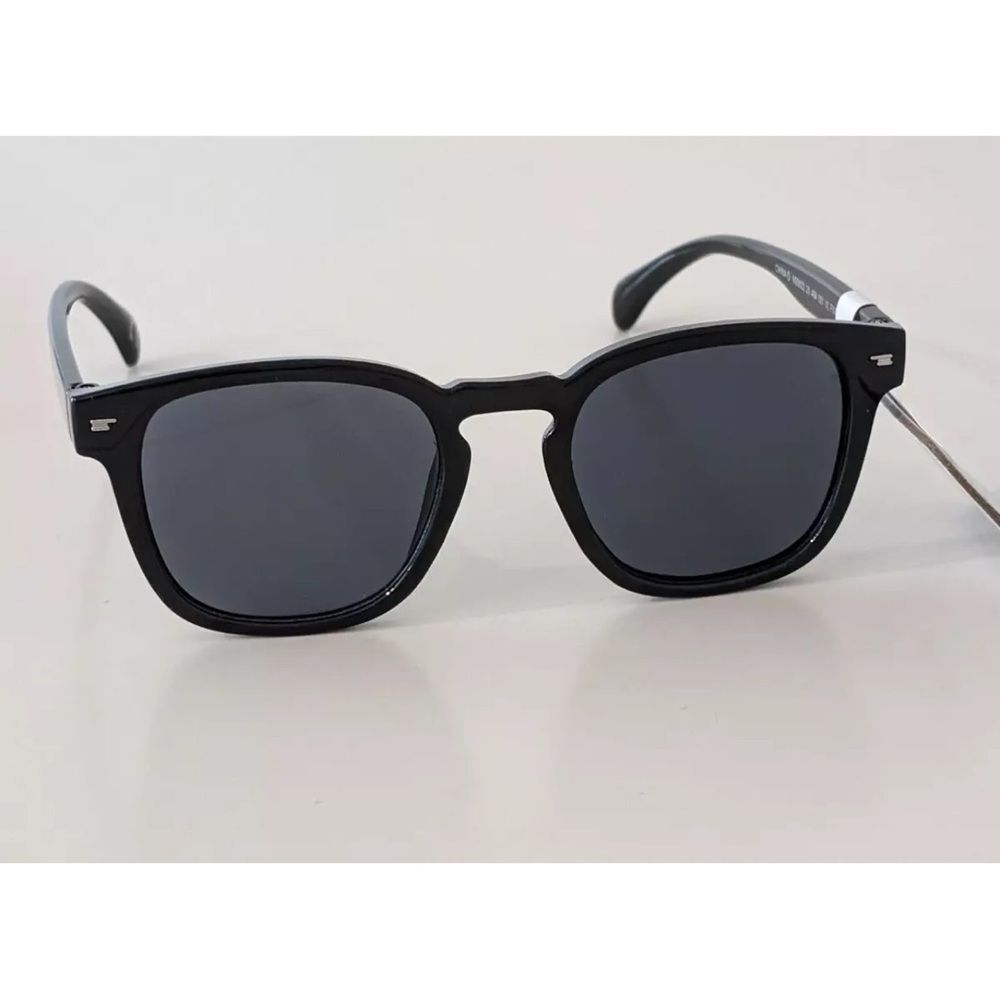 NWT Black Square Sunglasses West Loop23 464 001 VL FWG - Black Lens 100% UVA-UVB